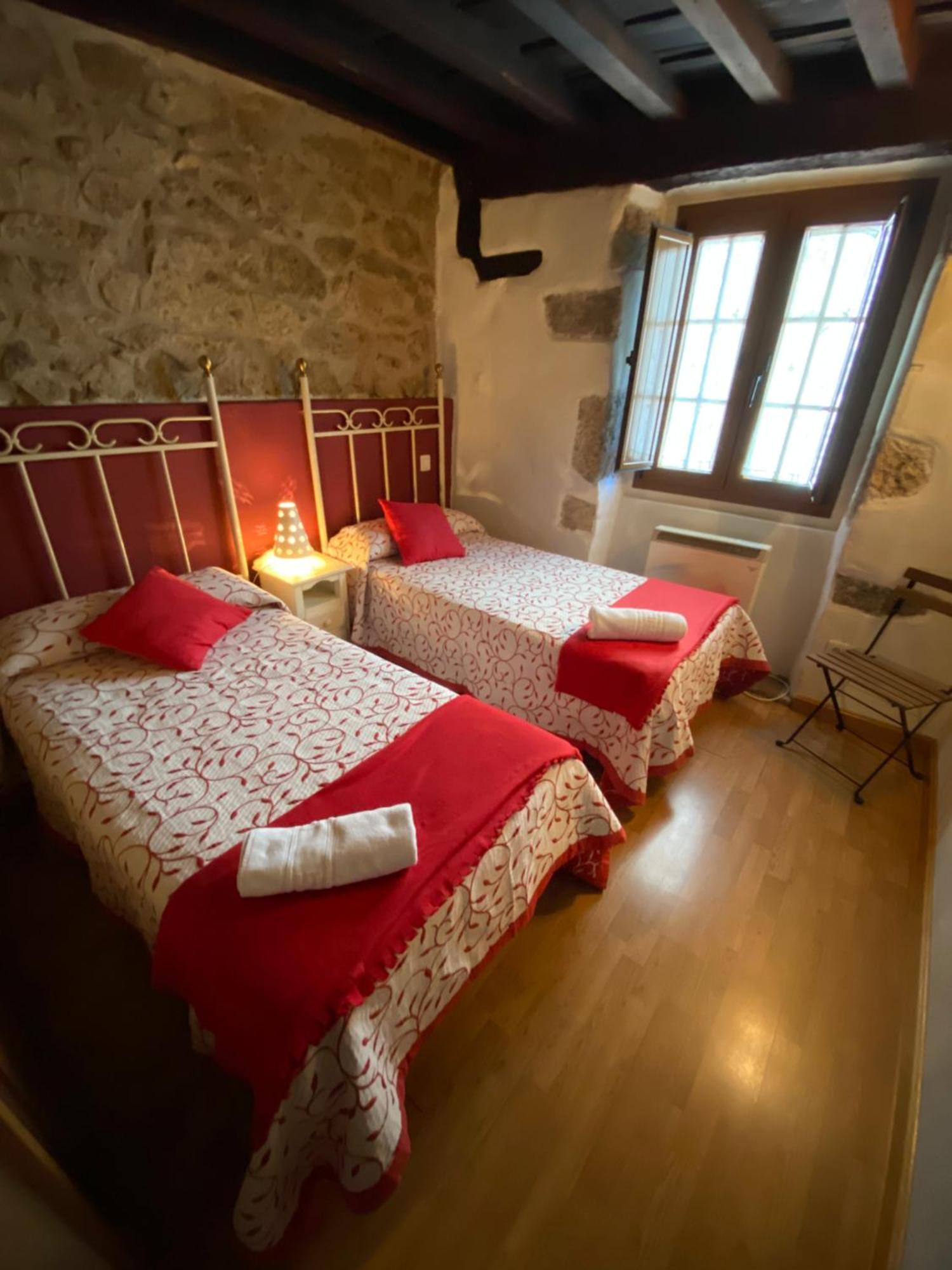 Apartamentos Rurales La Antigua Fonda Candelario Dış mekan fotoğraf